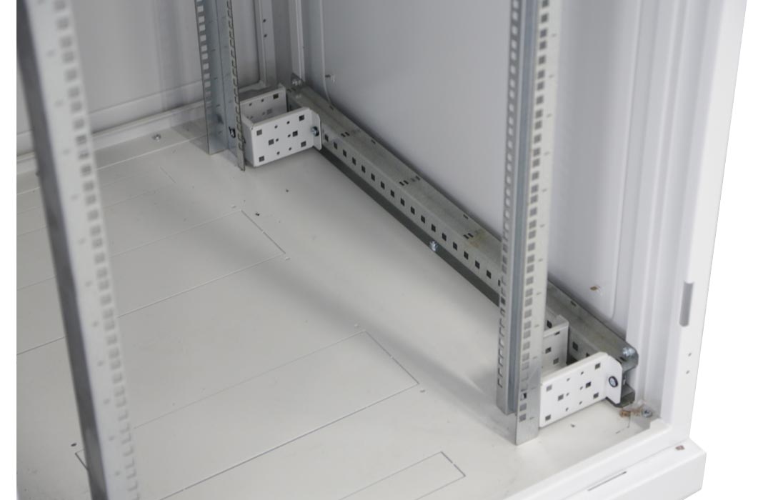 Шкаф телекоммуникационный напольный 19",47U(800x800), ШТ-НП-47U-800-800-М, передняя дверь металл ССД