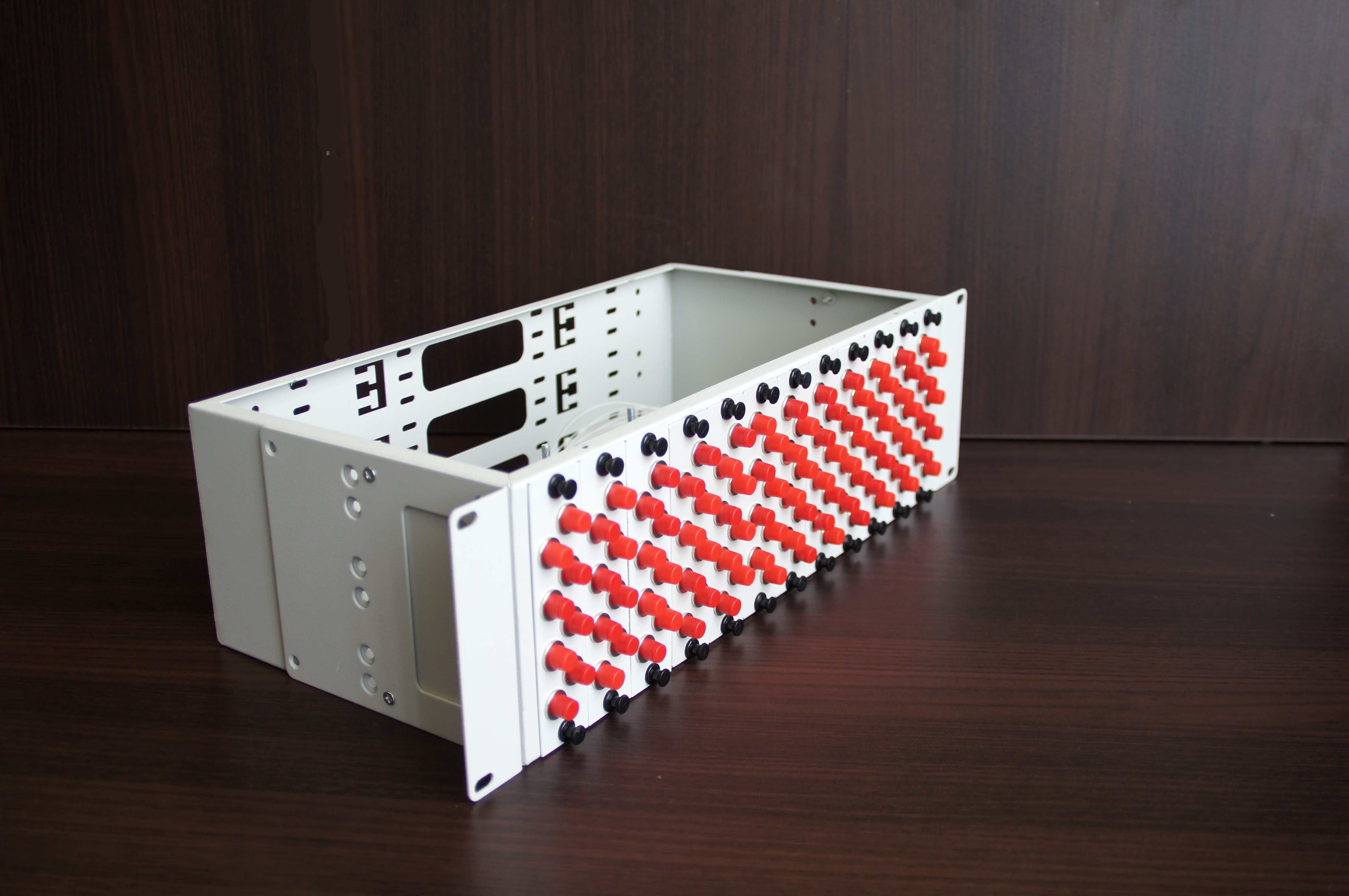 Стоечный оптический кросс КОР-С-96 fc/upc 3U