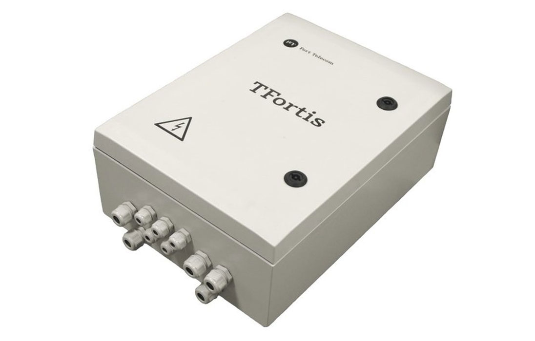 Уличный коммутатор TFortis PSW-1G4F-Box