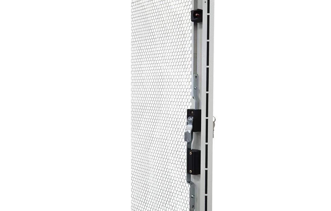 Шкаф телекоммуникационный напольный 19",47U(600x800), ШТ-НП-47U-600-800-ПП, передняя и задняя дверь перфорированная ССД