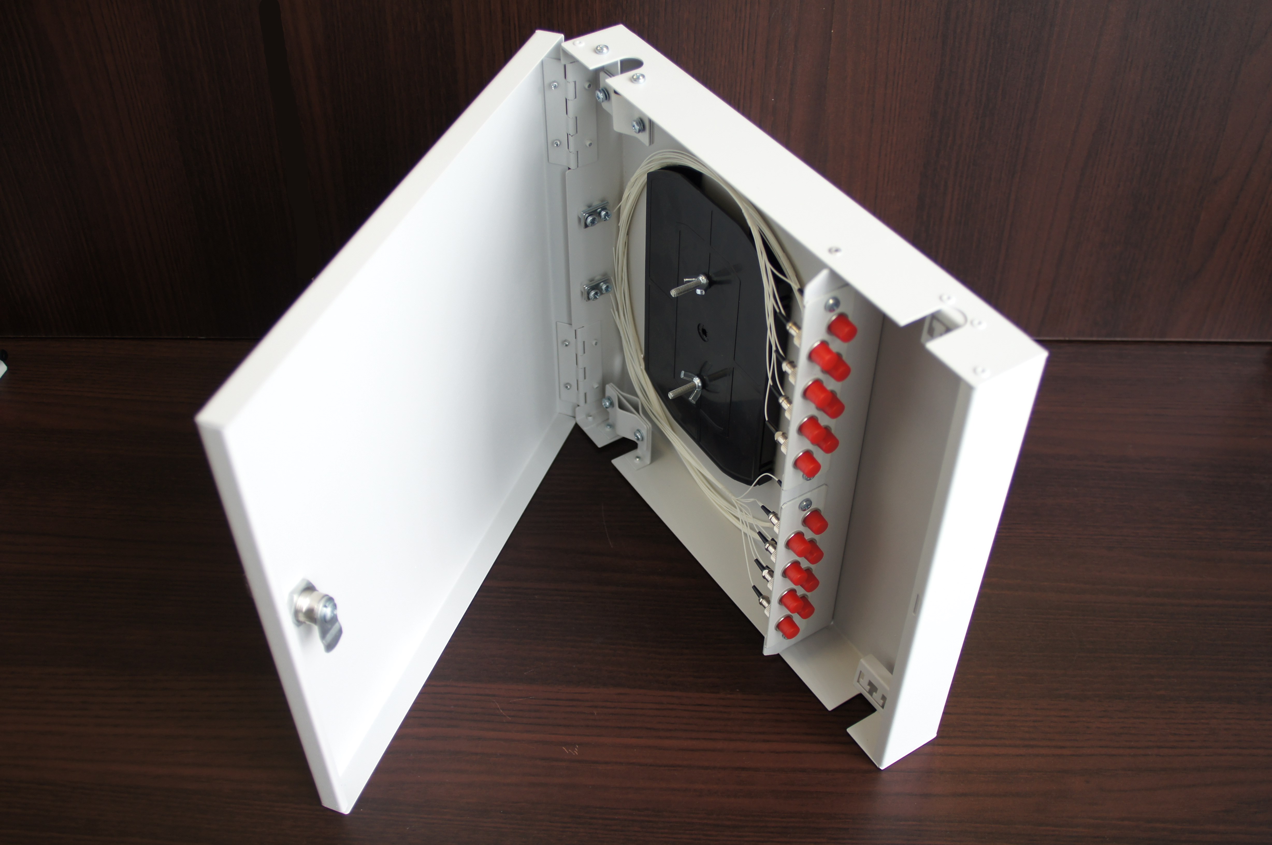 Настенный оптический кросс КОР-Н-16 fc/upc