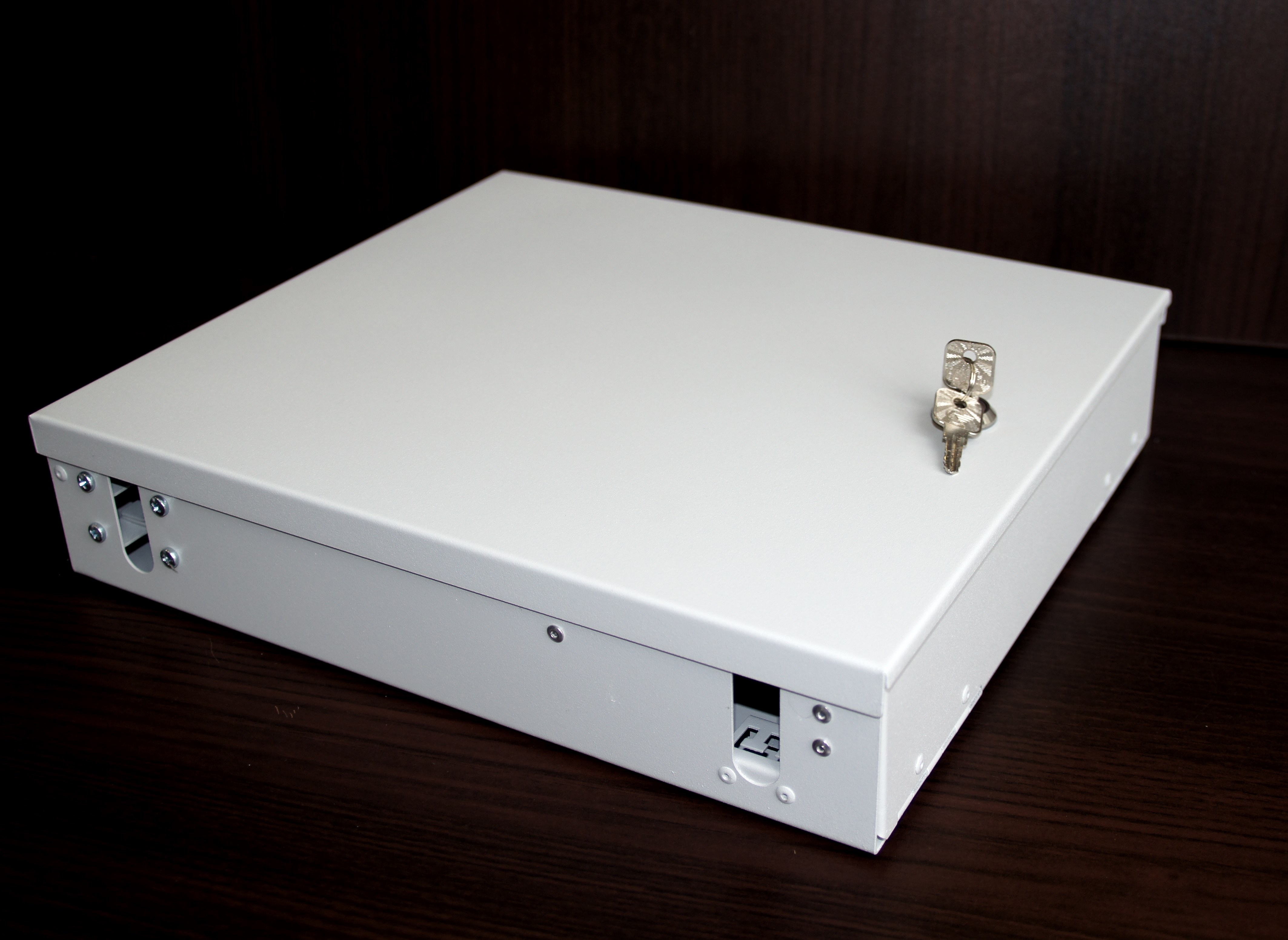 Настенный оптический кросс КОР-Н-32 fc/upc