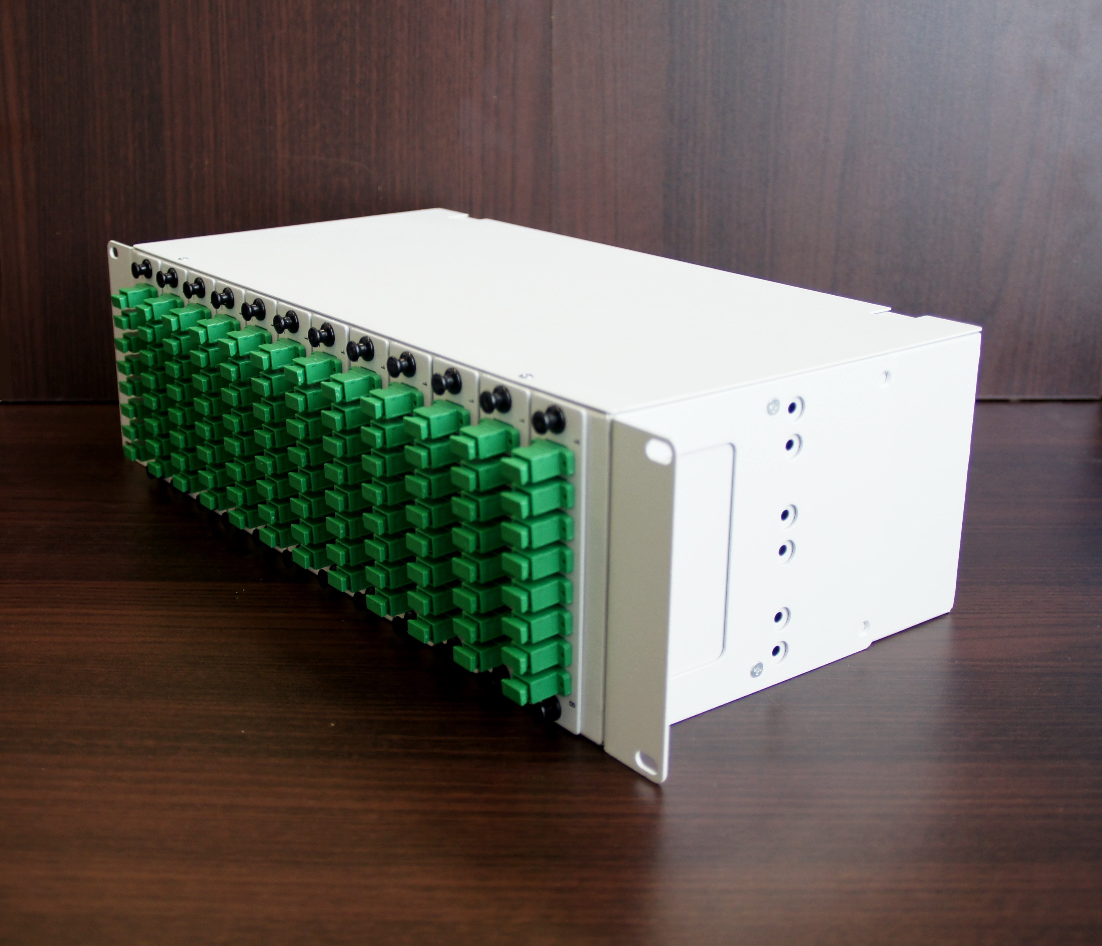 КОР-С-128 sc/apc 4U
