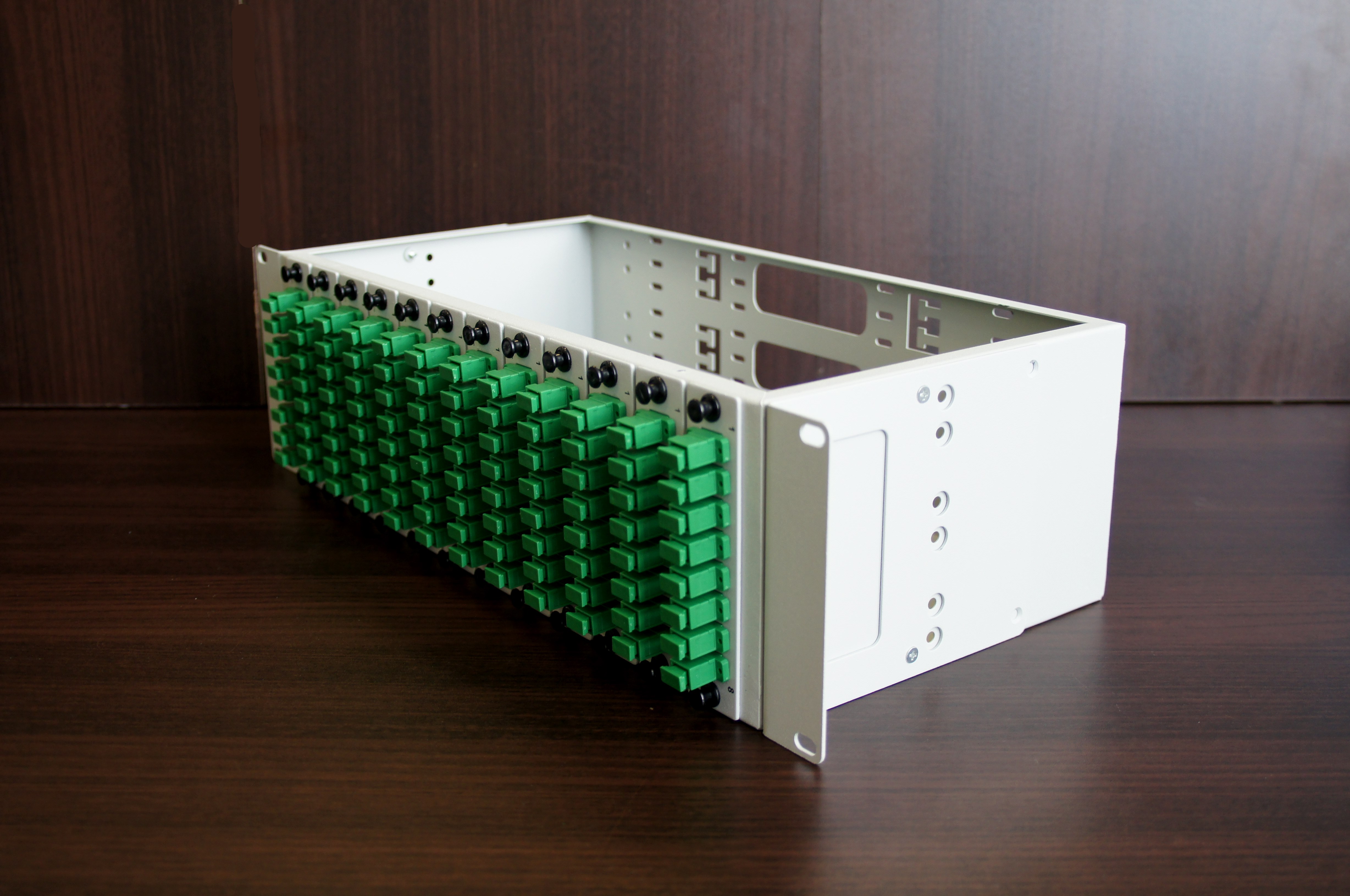 КОР-С-128 sc/apc 4U