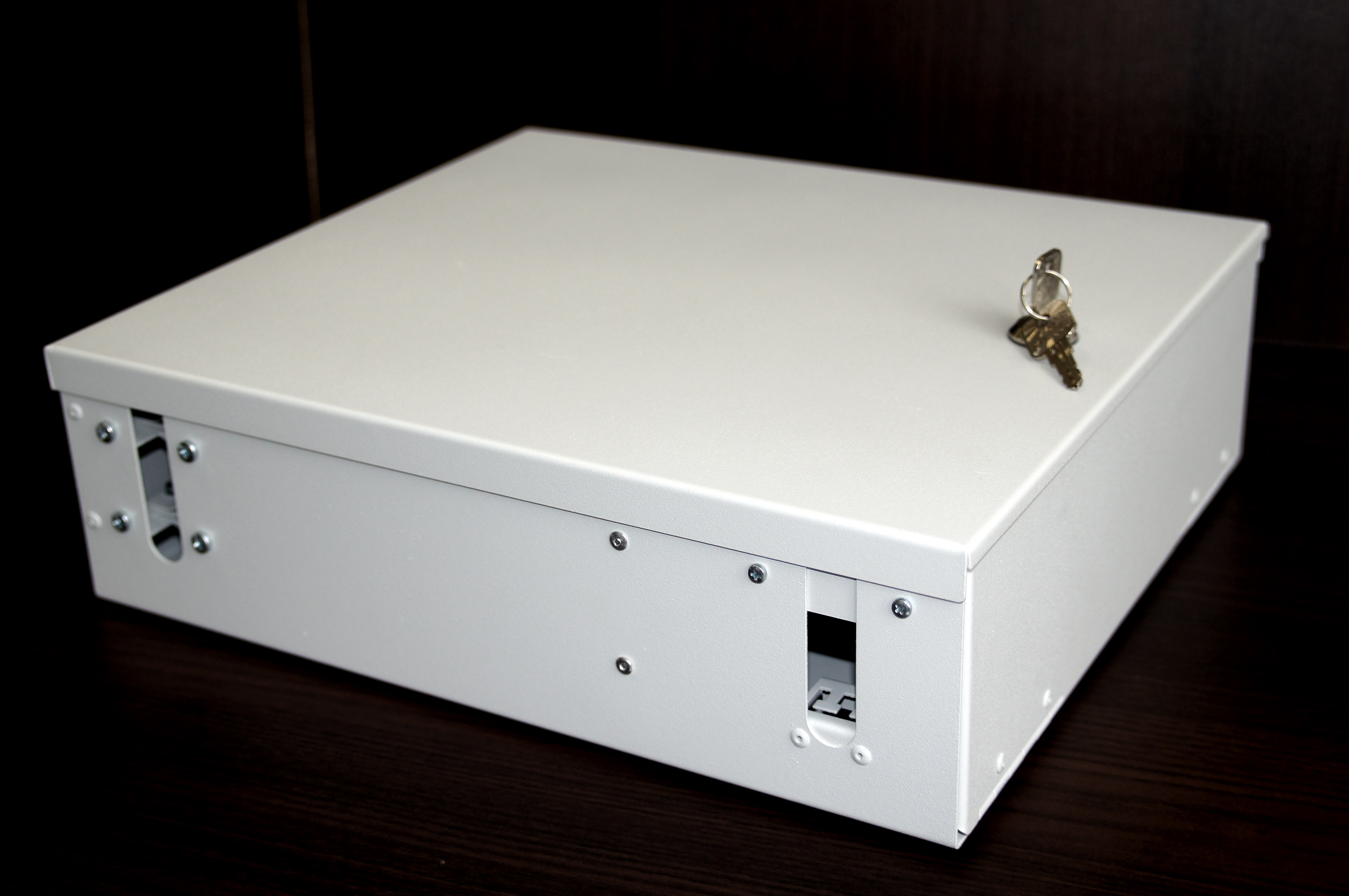 Настенный оптический кросс КОР-Н-48 fc/upc