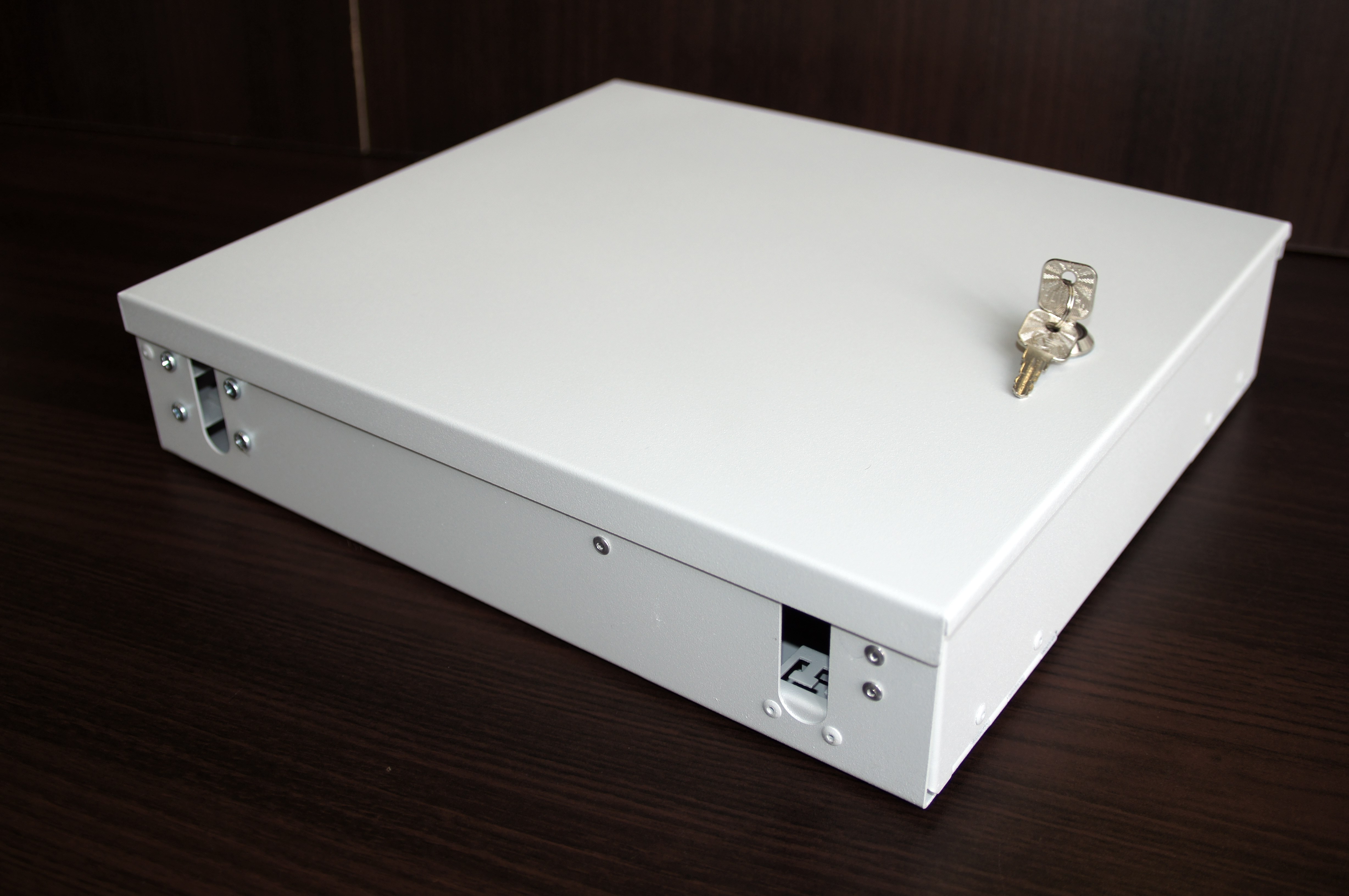 Настенный оптический кросс КОР-Н-64 lc/upc