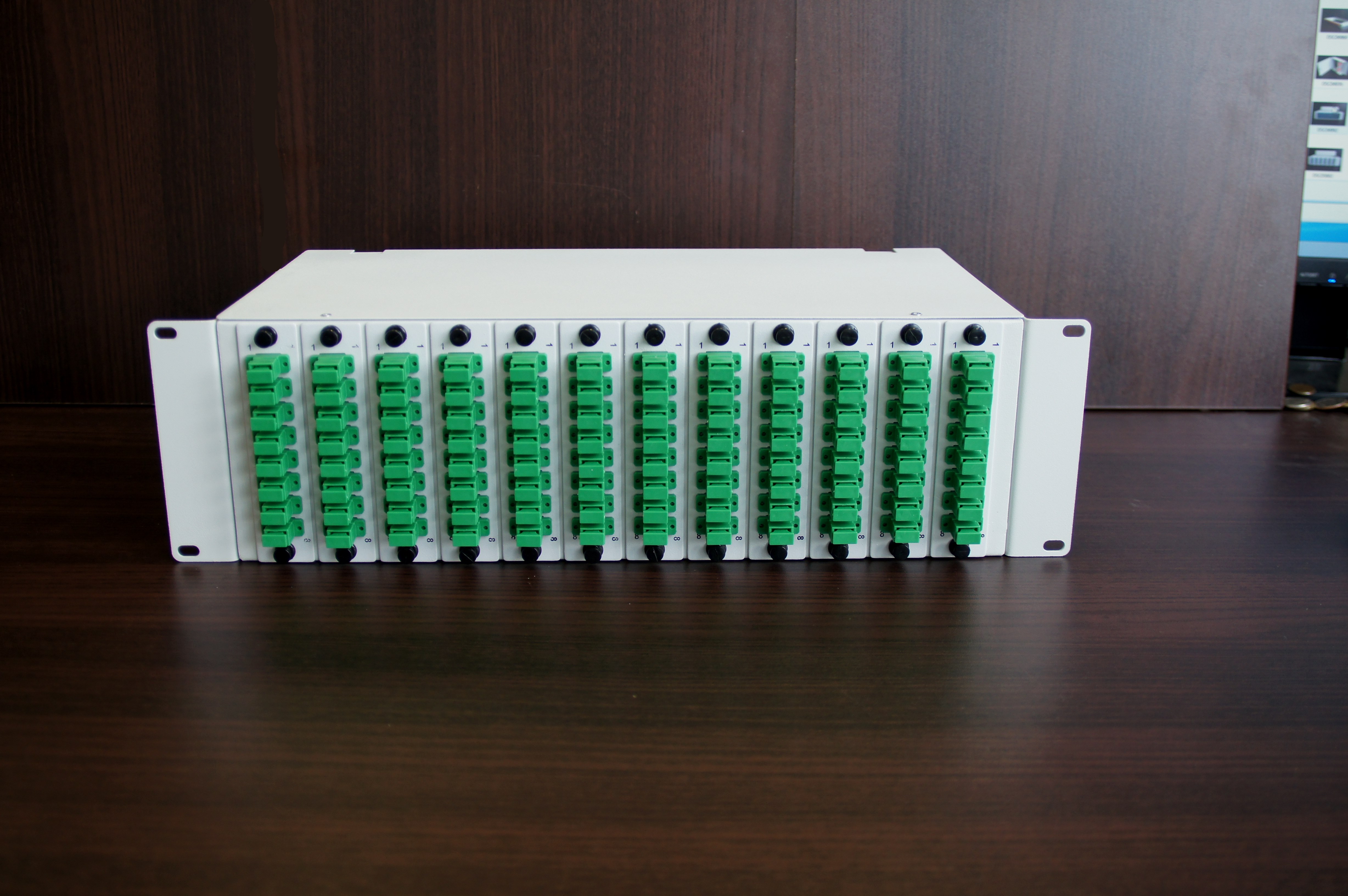 КОР-С-128 sc/apc 4U