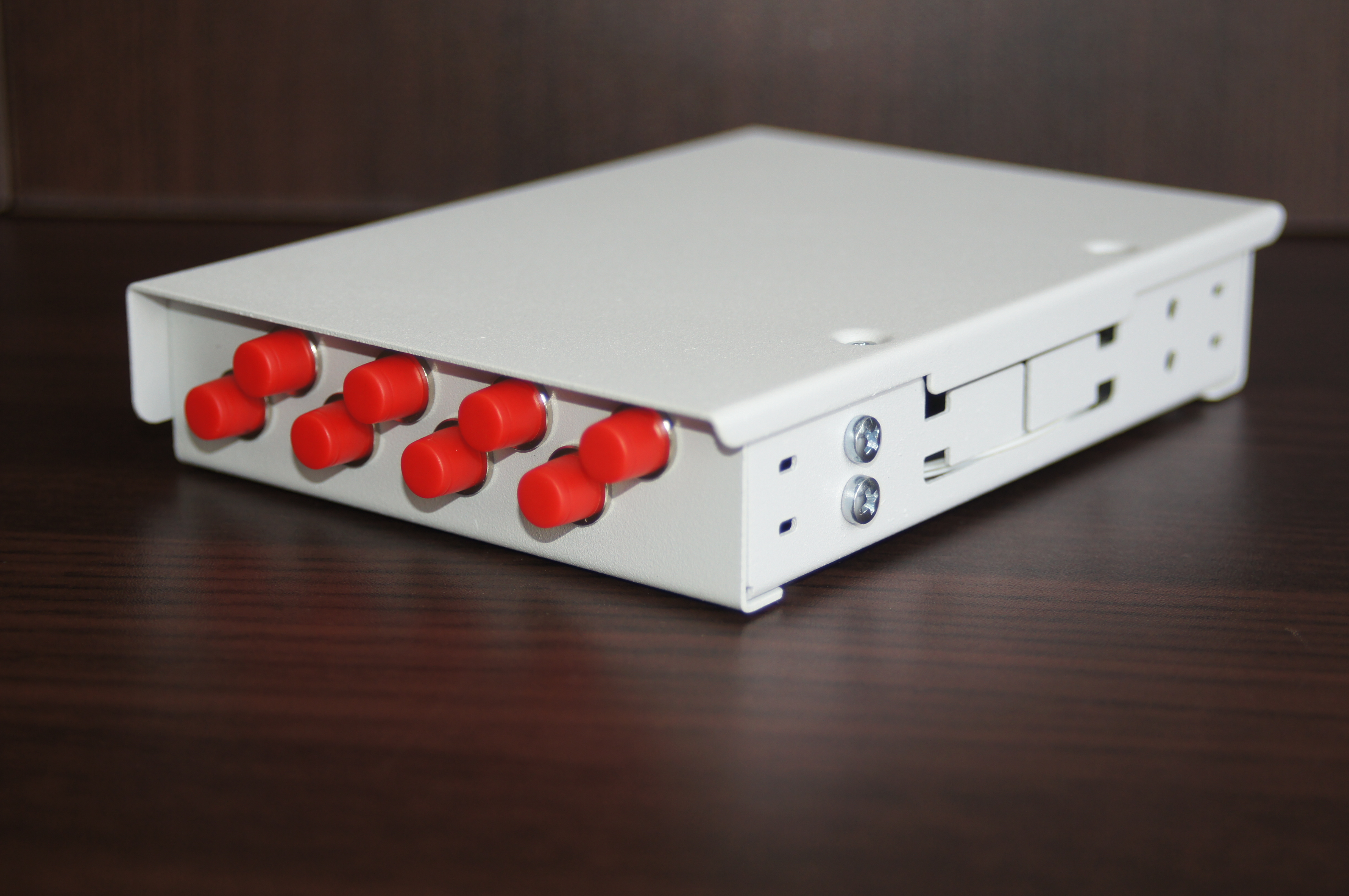 Настенный оптический кросс КОР-Н-8 fc/upc