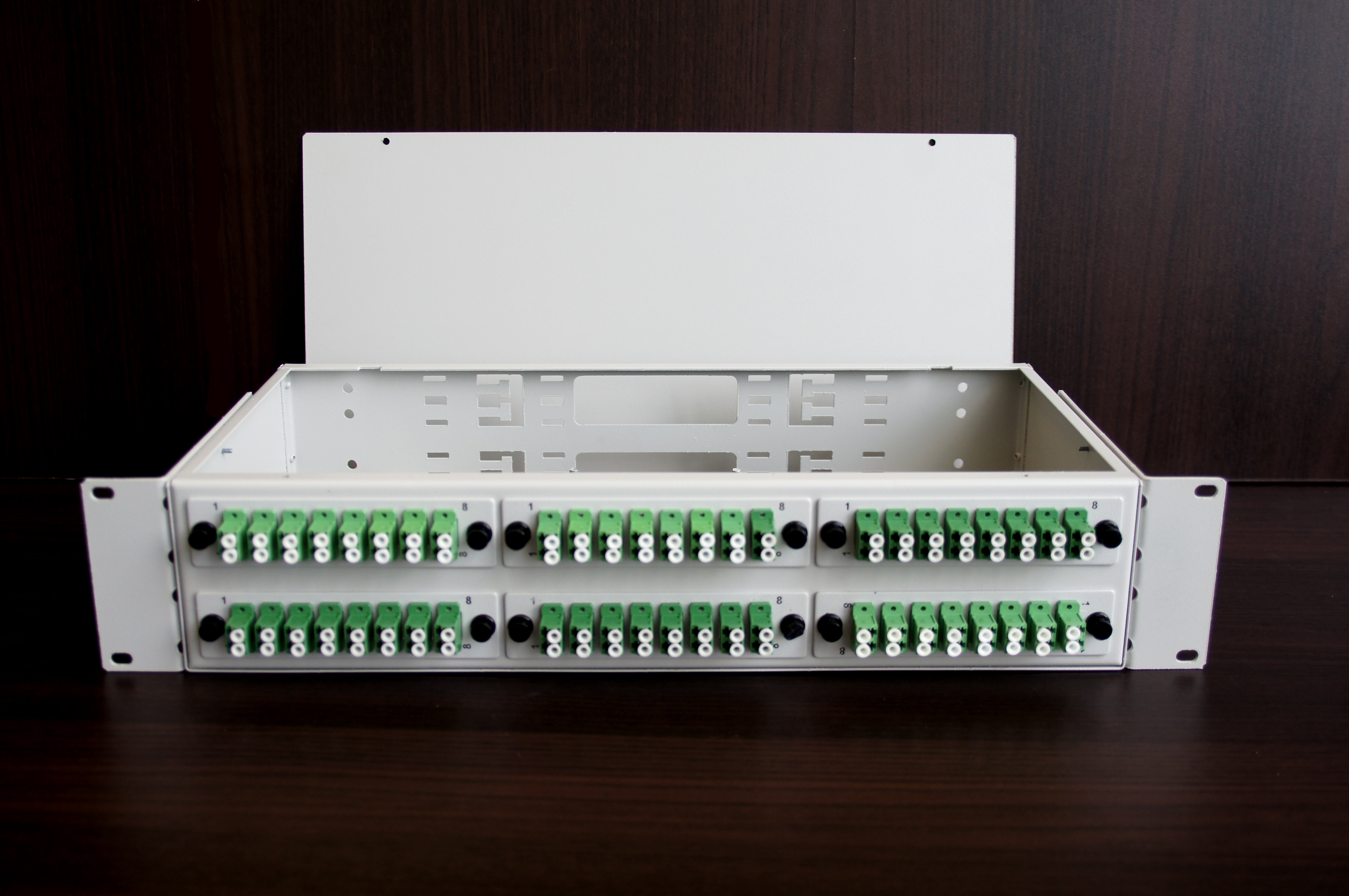КОР-С-144 lc/apc 4U